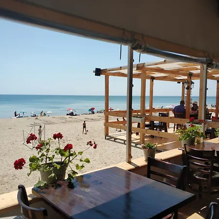 Letovishte Romantika Kamp alanı