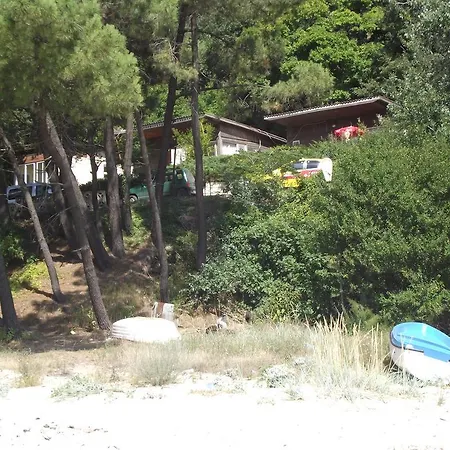 مكان تخييم Letovishte Romantika *