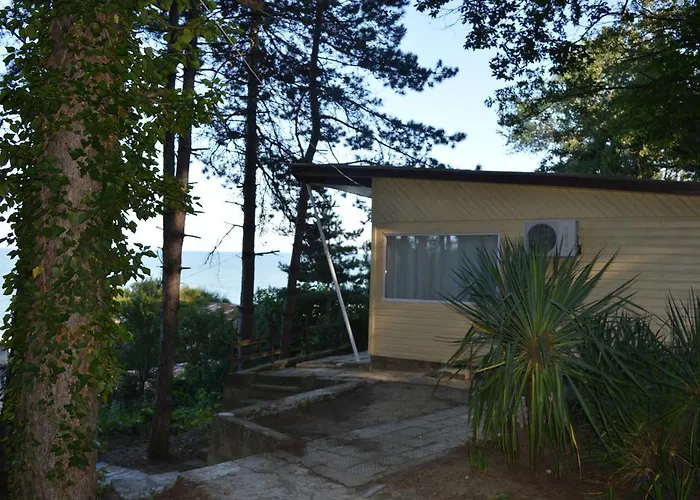 Letovishte Romantika Къмпинг *