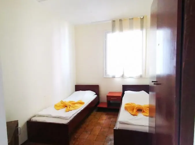 Къмпинг Letovishte Romantika *